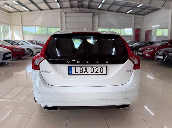 Volvo V60 5 of 5