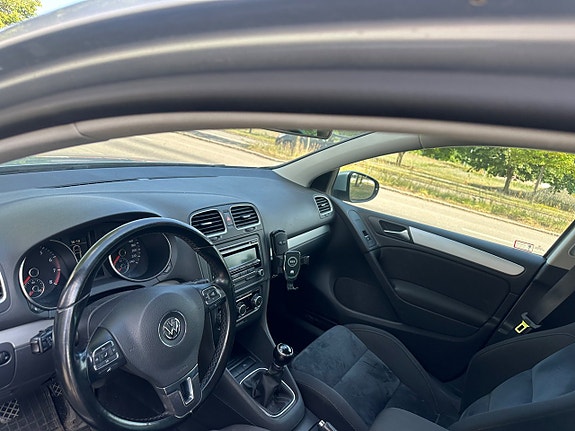 Volkswagen Golf VI 9 of 11