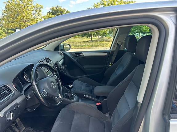 Volkswagen Golf VI 8 of 11