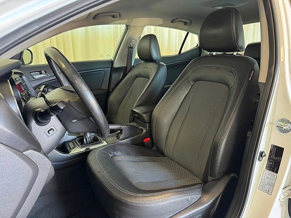 Kia Optima 8 of 25