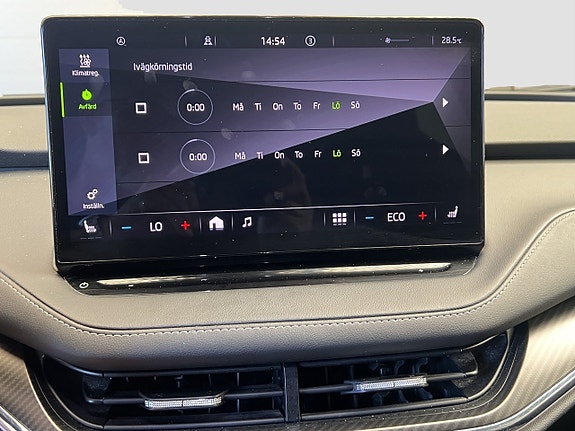 Skoda Enyaq 18 of 24