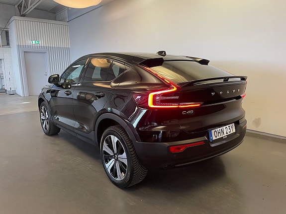 Volvo C40 3 of 5