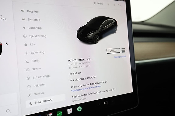 Tesla Model 3 21 of 30