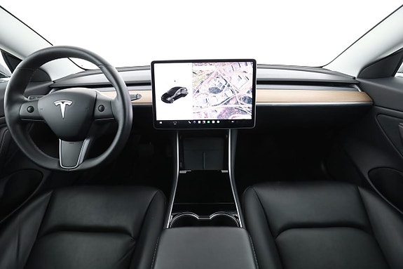 Tesla Model 3 13 of 30