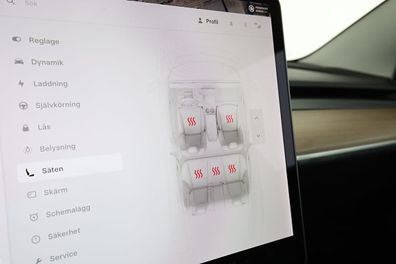 Tesla Model 3 27 of 30