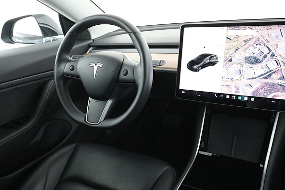Tesla Model 3 14 of 30