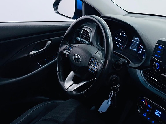 Hyundai i30 4 of 5