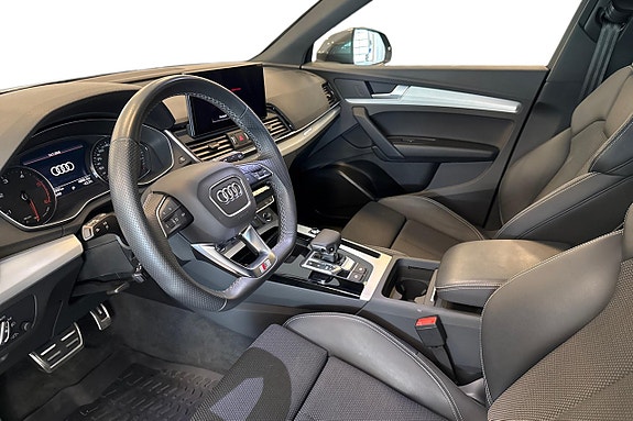Audi Q5 12 of 19