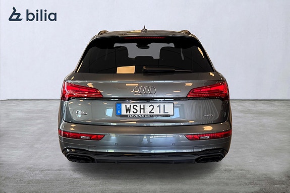 Audi Q5 4 of 5