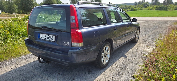Volvo V70 5 of 5