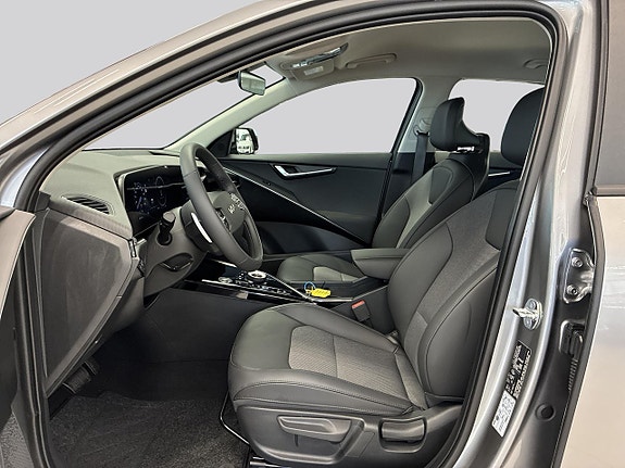Kia Niro 8 of 25