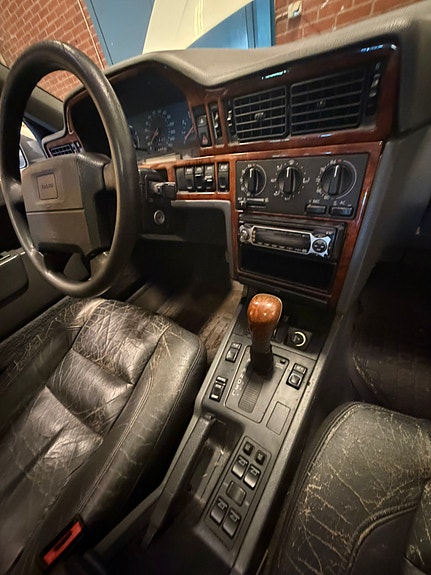 Volvo 850 2 of 5
