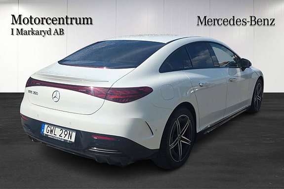 Mercedes-Benz EQE350 4 of 5