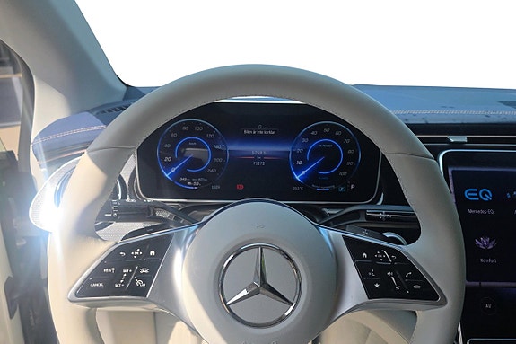 Mercedes-Benz EQE350 11 of 11