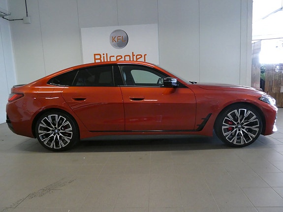 BMW M440i 5 of 5