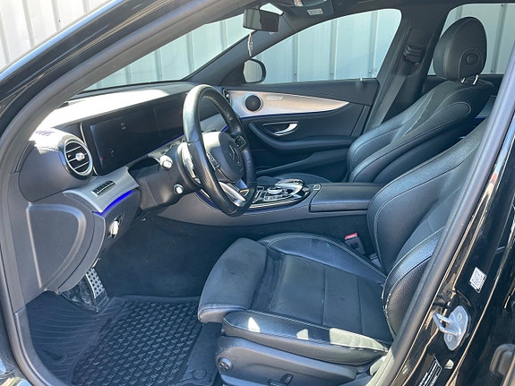 Mercedes-Benz E220 5 of 10