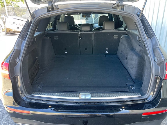 Mercedes-Benz E220 6 of 10