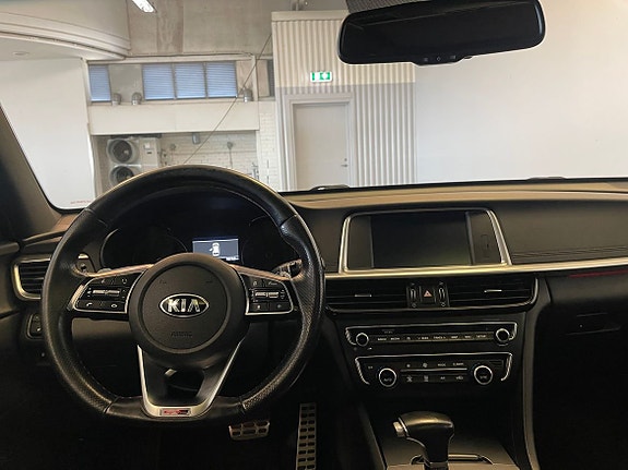 Kia Optima 8 of 14