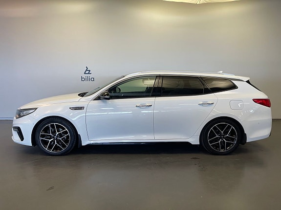 Kia Optima 2 of 5