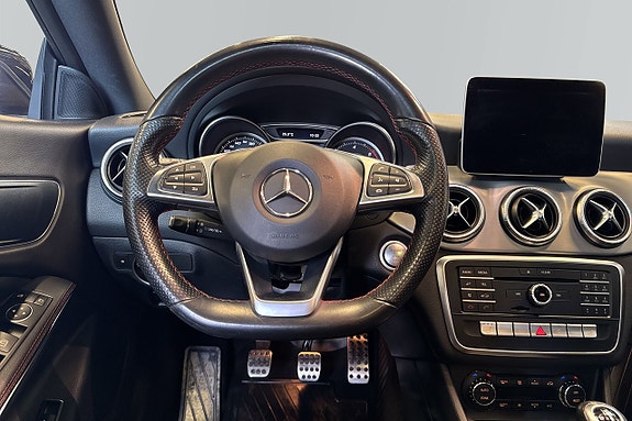 Mercedes-Benz CLA180 d 13 of 18