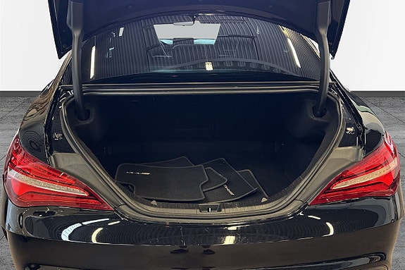 Mercedes-Benz CLA180 d 16 of 18