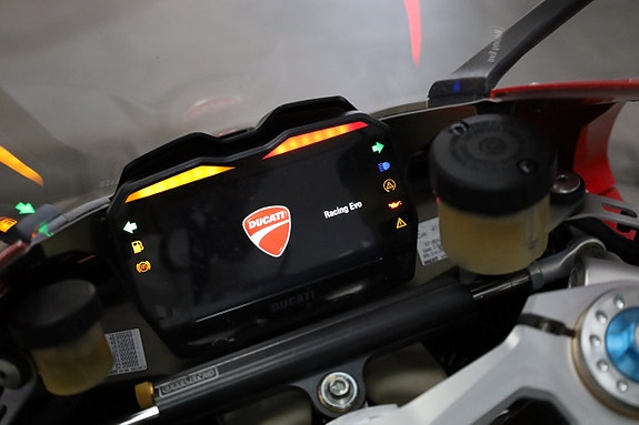 Ducati Panigale V4R DQS / Akrapovic helsystem 18 of 22