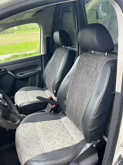 Volkswagen Caddy 3 of 5