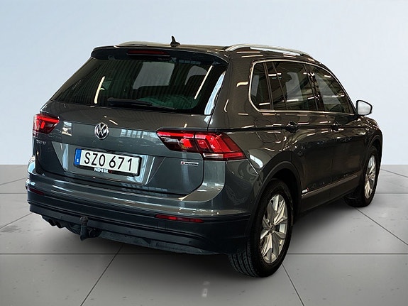Volkswagen Tiguan 6 of 27
