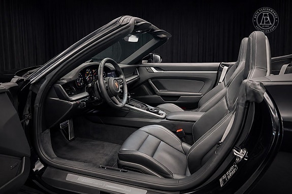 Porsche 911 11 of 14