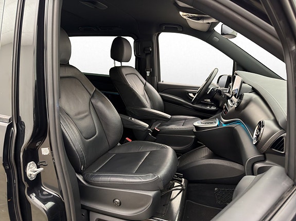 Mercedes-Benz V250 d 29 of 30
