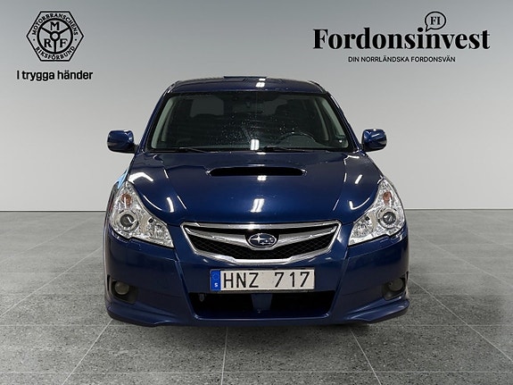 Subaru Legacy 6 of 15