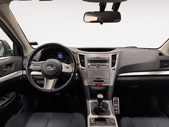 Subaru Legacy 10 of 15