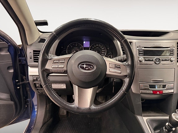 Subaru Legacy 11 of 15