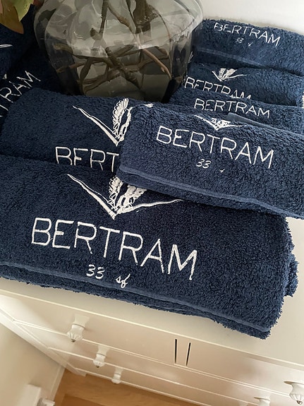 Klassiker till salu !! Bertram 33 sf 12 of 25