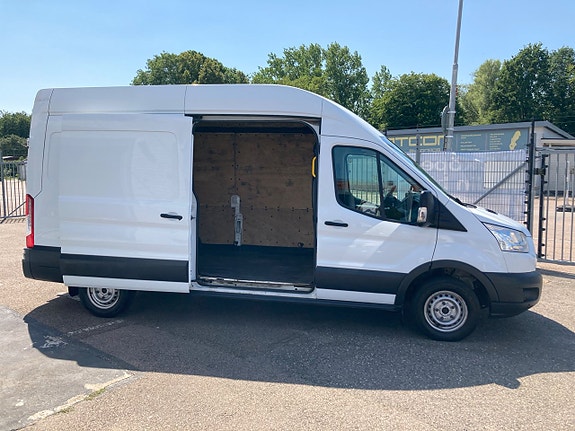Ford Transit 21 of 22