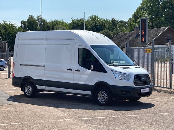 Ford Transit 22 of 22