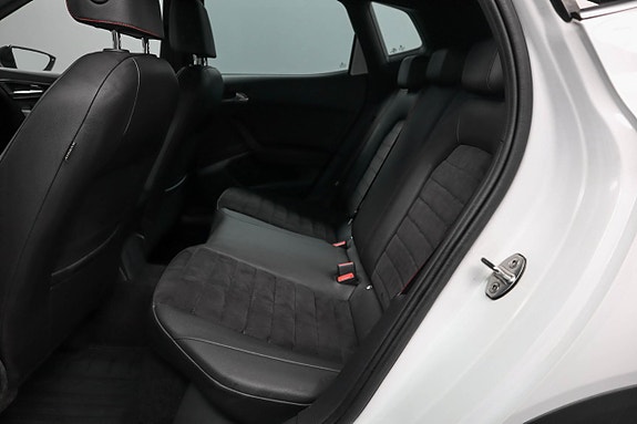 Seat Arona 4 of 5