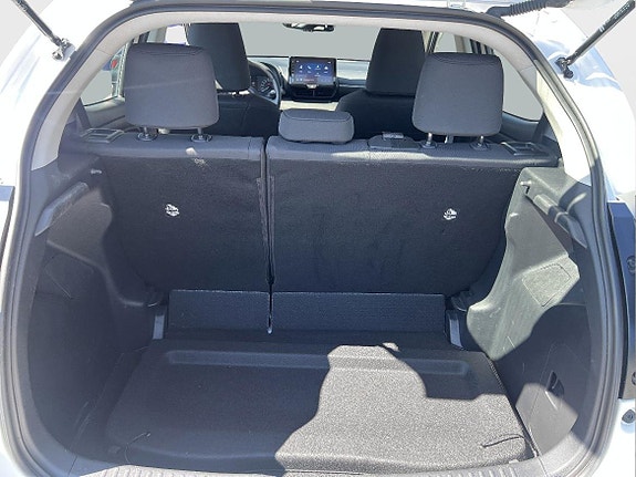 Toyota Yaris 12 of 13