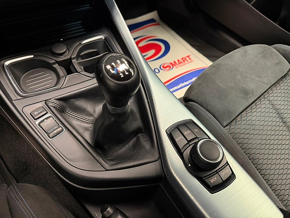 BMW 220d 11 of 15