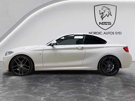 BMW 220d 2 of 5