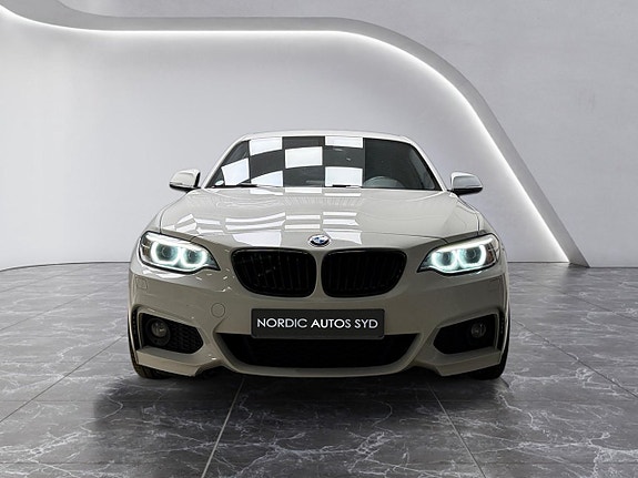 BMW 220d 8 of 15