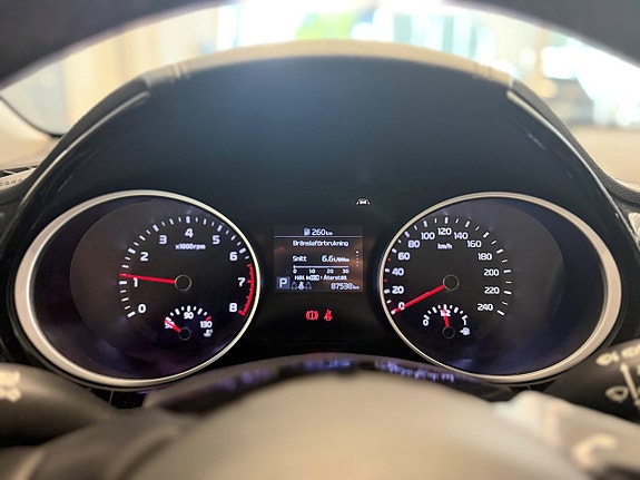 Kia Ceed 17 of 22