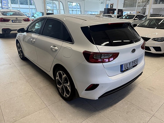 Kia Ceed 5 of 5