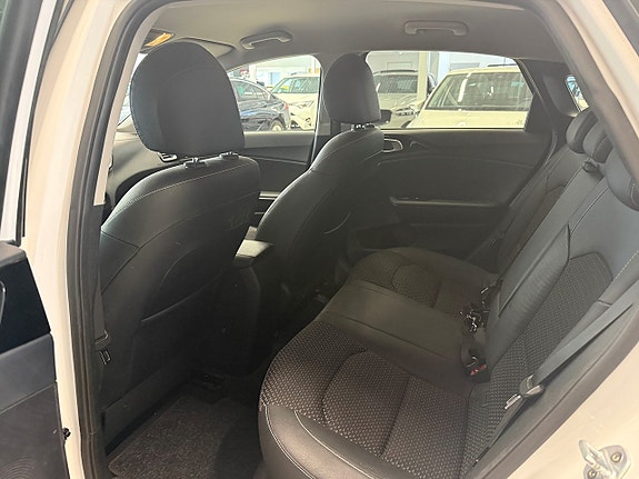 Kia Ceed 15 of 22