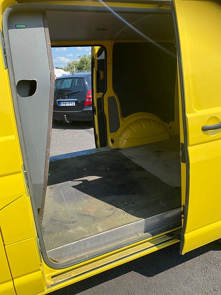 Volkswagen Transporter 4 of 5