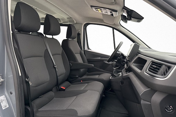Renault Trafic 28 of 29
