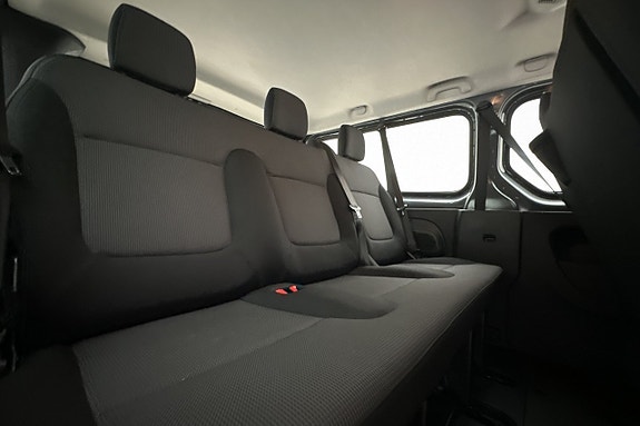 Renault Trafic 26 of 29