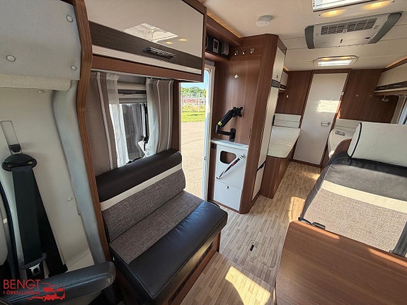 LMC Edition T 712 | Låga enkelsängar | Automat | ALDE | AC x2 6 of 21