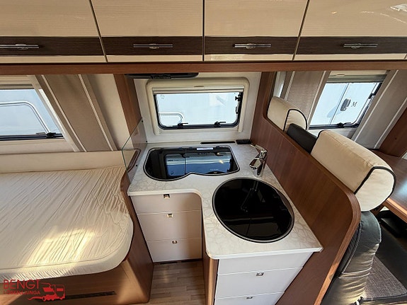 LMC Edition T 712 | Låga enkelsängar | Automat | ALDE | AC x2 12 of 21