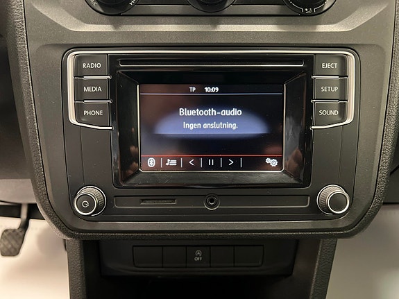 Volkswagen Caddy Maxi 11 of 18